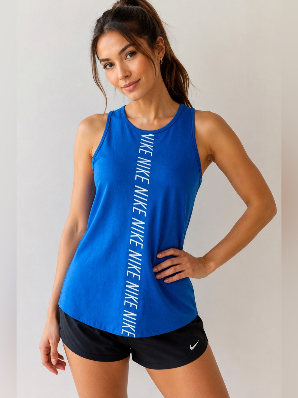 Women’s The Nike Tee Drifit Graphic Sleeveless Tank Blue/White Size XS